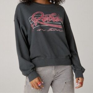 Daydreamer Reba Crewneck